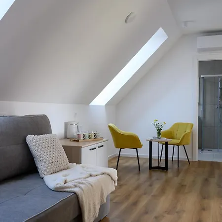 Hotell Hisa Janko 3*